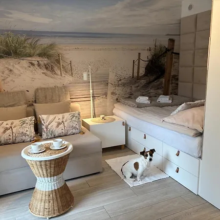 Apartman Beige Z Ogrodkiem *