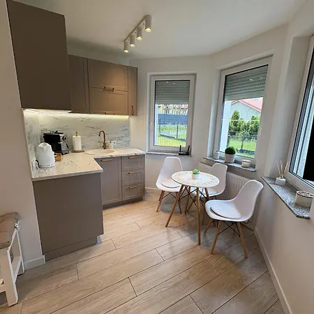 Beige Z Ogrodkiem * ジブヌベク