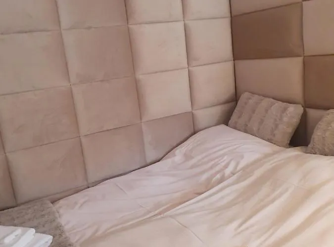 Beige Z Ogródkiem Apartament Dziwnówek