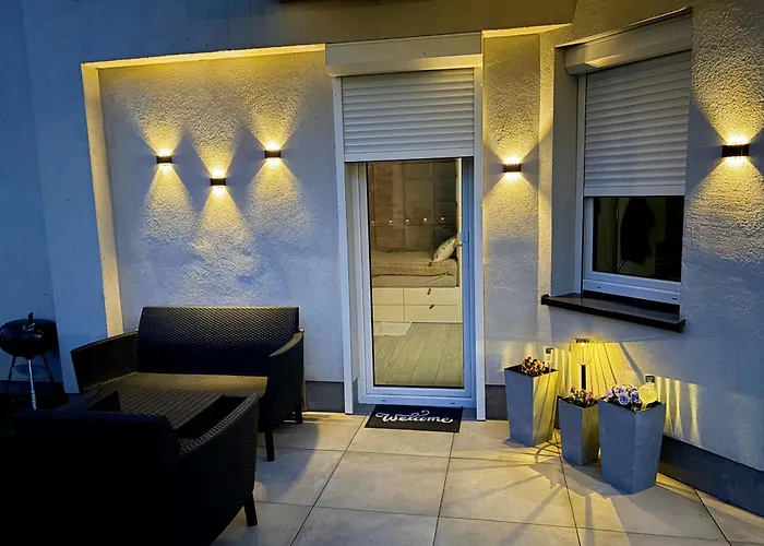 Beige Z Ogrodkiem * ジブヌベク